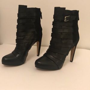 Sam Edelman gorgeous like new heeled zip up bootie